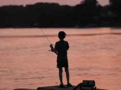 Як навчити дитину рибалити?